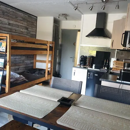 Διαμέρισμα Proche Plage, *